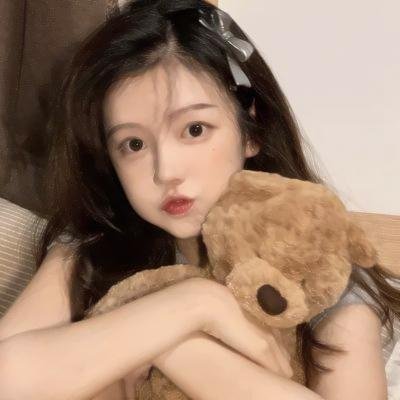 红楼梦第二部:黛玉葬花